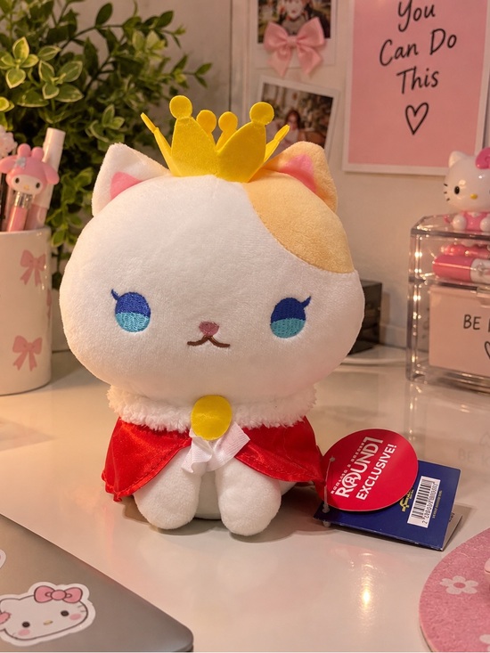 Round1 Other - Round 1 exclusive Fukuya King Cat plush  NWT